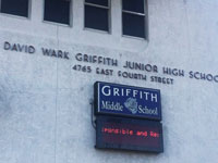 David-Wark-Griffiith-sign_200
