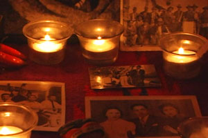 Day-of-the-Dead-Altar3_300
